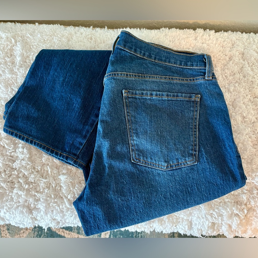 OLD NAVY Mid-Rise Wow Boyfriend Straight Jeans EUC 14S